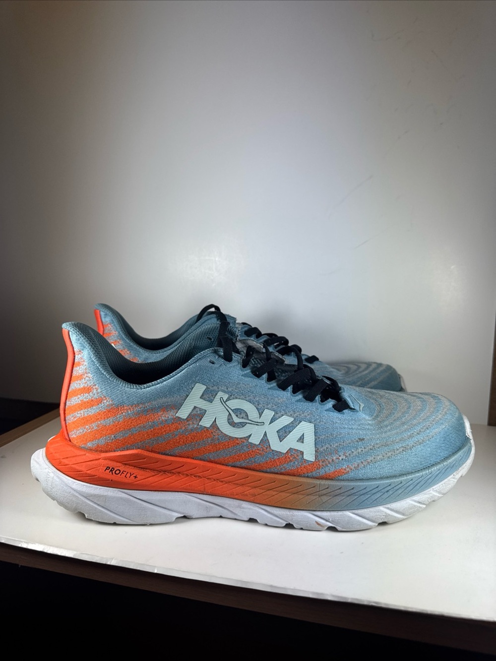 HOKA One One Mach 5 Men’s Size 10.5D Light Blue & Orange Running Shoes - Picture 2 of 12